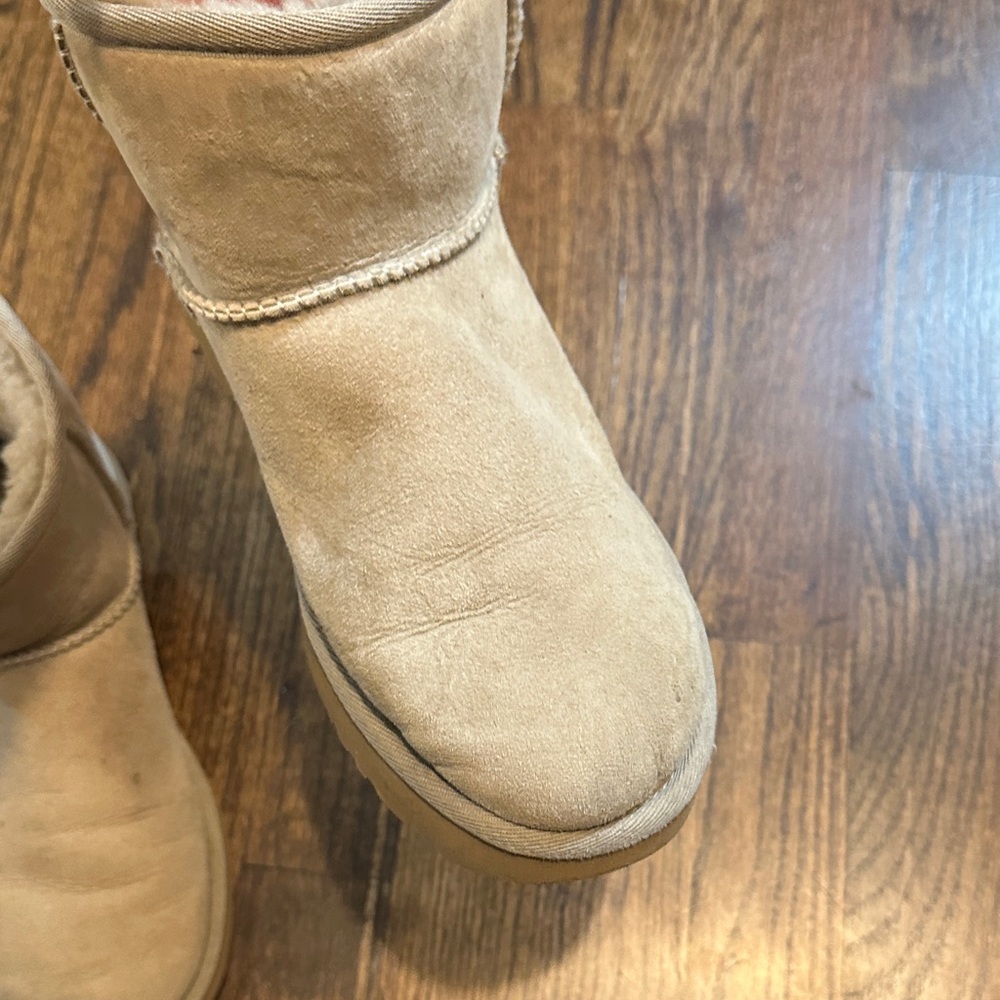 Ugg Classic Mini - image 7